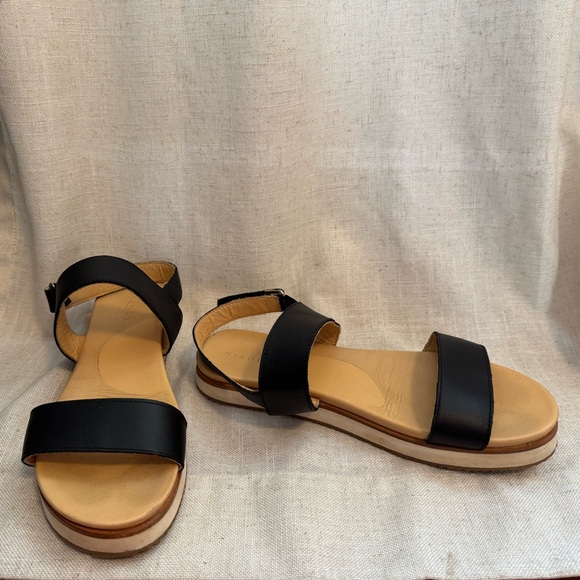 Nisolo Go-to Platform Sandals Black Leather - Picture 5 of 8